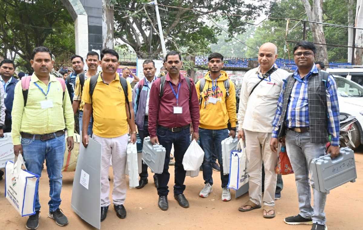 झारखंड में पहले चरण की 43 सीटों पर थमा प्रचार, मैदान में 683 उम्मीदवार